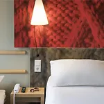 Ibis Hotell 3*