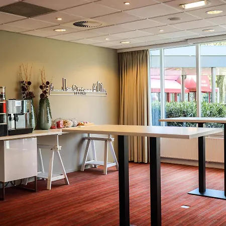 Ibis Hotel 3*