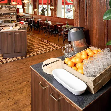 Ibis Otel