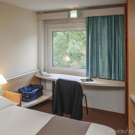 Ibis 3*