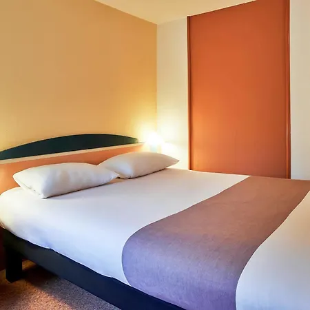 Ibis Hotel 3*