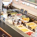 Ibis Hotel 3*