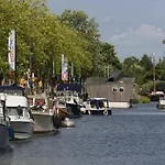 Ibis 3*